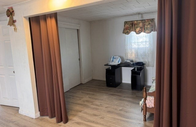 3 beds, 2 baths, 2,000 sqft, $3,150, Unit 2