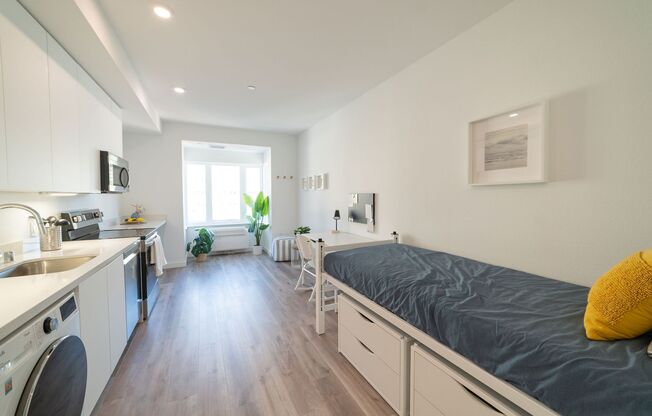 Studio, 1 bath, 349 sqft, $1,500, Unit 606A (Shared Studio, Female)