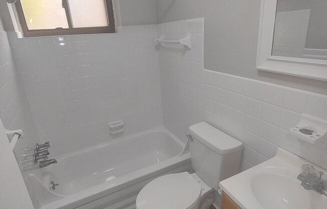 1 bed, 1 bath, 450 sqft, $865, Unit W203