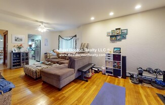 1 VASSAR ST