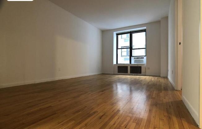 2 beds, 1 bath, $5,958, Unit 8D