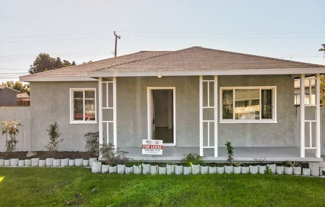 Single Family Home in Quiet Neighborhood.