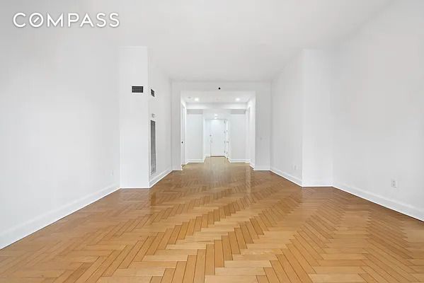 2 beds, 2 baths, $8,750, Unit 56E