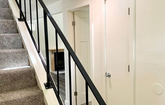 2 beds, 1 bath, 820 sqft, $1,625, Unit 1476A