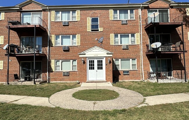 1004 South River Road