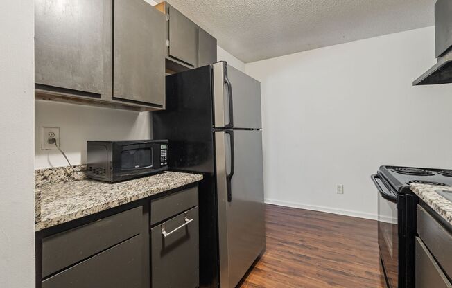 2 beds, 1 bath, 1,070 sqft, $1,497, Unit 1208G