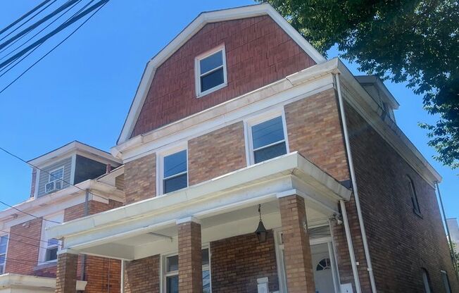 Newly Renovated 4 Bedroom 1 Bath House for Rent
