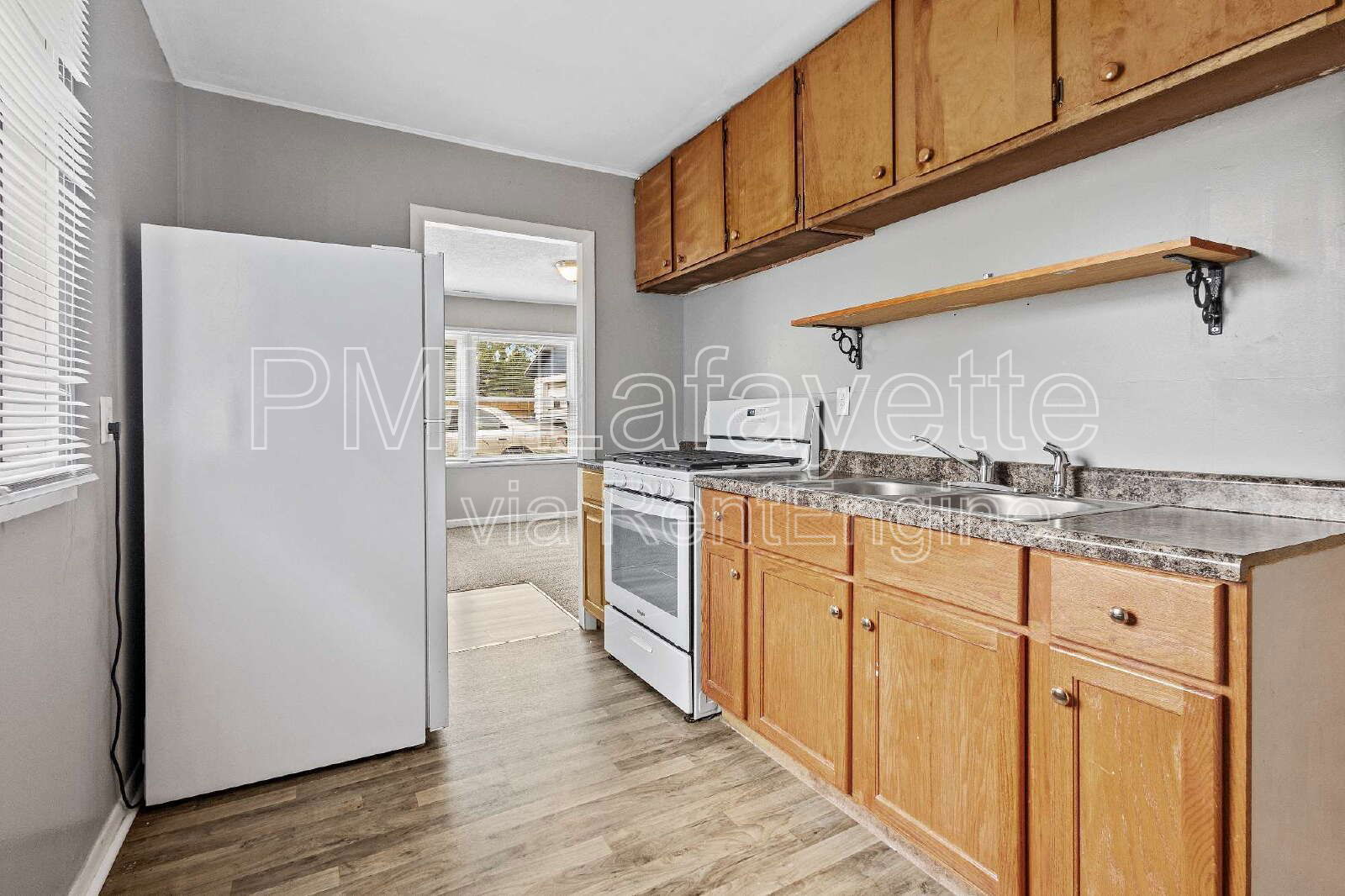 1606 N 18 ST