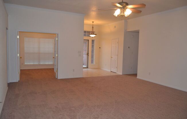 Available for immediate move in! Fall in love on Venetian!