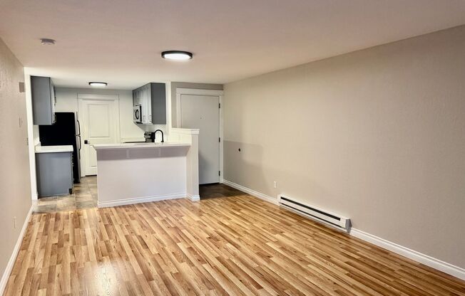 2 beds, 2 baths, $2,399, Unit # F 102