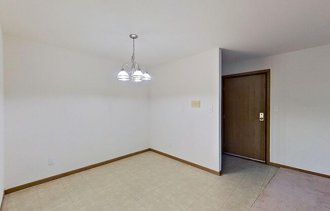 2 beds, 2 baths, 1,012 sqft, $1,373, Unit 49