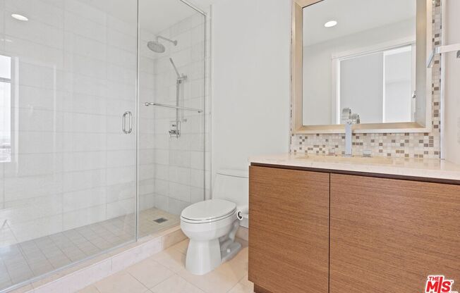 2 beds, 3 baths, 1,870 sqft, $8,250, Unit 28B