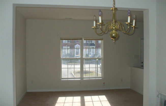 Great Townhome in Glen Allen