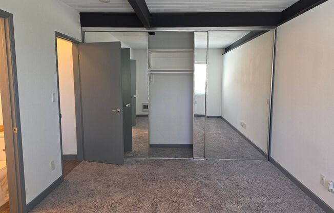 2 beds, 2 baths, 865 sqft, $3,220, Unit 60