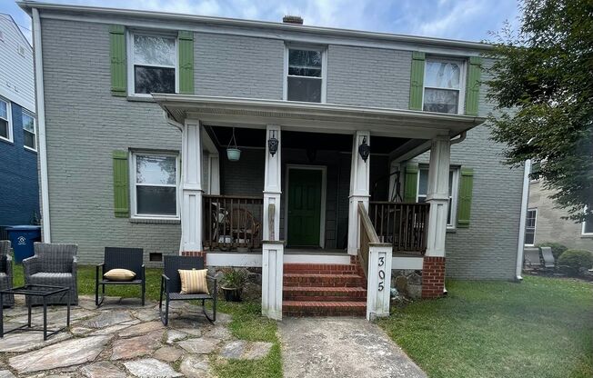 305 W Geer Street