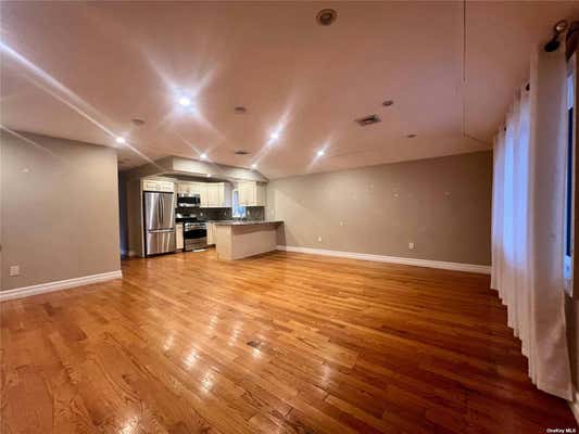 3 beds, 1 bath, 1,200 sqft, $2,950