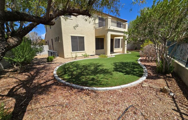 3 beds, 3 baths, $2,395