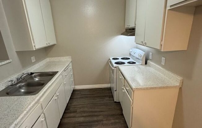 1 bed, 1 bath, 714 sqft, $2,250, Unit 048