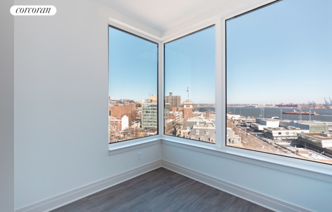 2 beds, 1 bath, $3,189, Unit 5EE