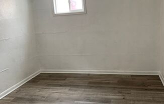 1 bed, 1 bath, $600, Unit Unit G