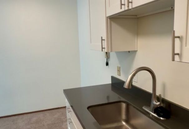 1 bed, 1 bath, 575 sqft, $1,395, Unit 104
