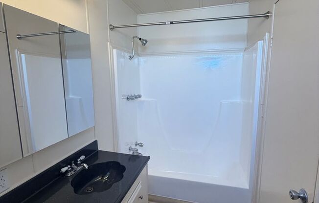 2 beds, 2 baths, 1,100 sqft, $3,500, Unit 140