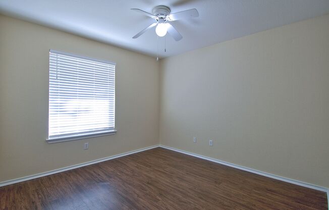 Spacious 4 Bed House in Pioneer Crossing Round Rock