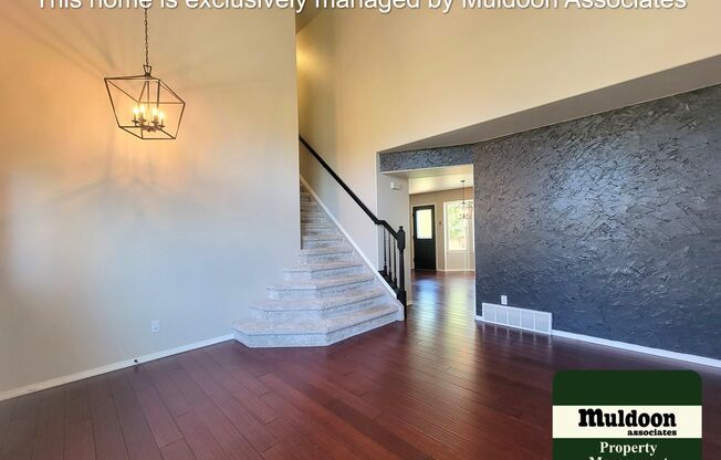 Stylish 2-Story Home on cul-de-sac in Bridle Pass