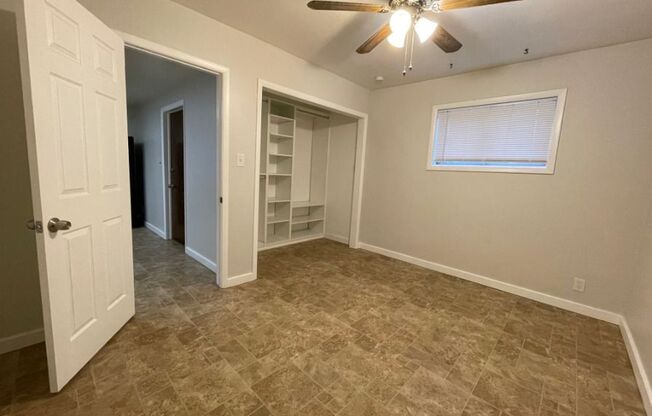 311 E LINCOLN AVE