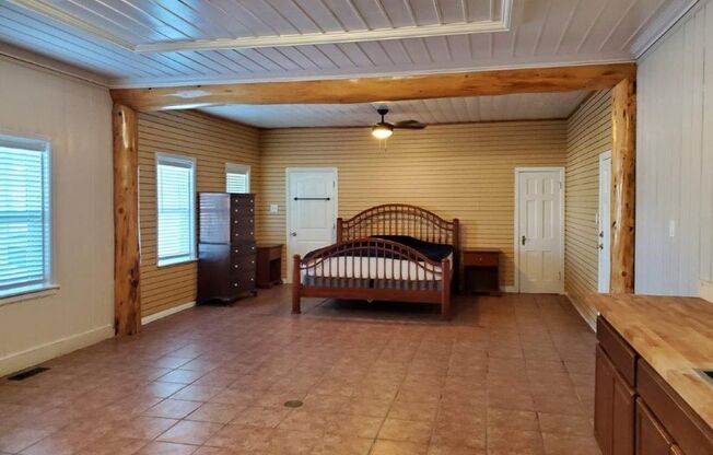 Studio, 1 bath, 500 sqft, $1,195