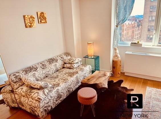 227 West 77th Street PHD
