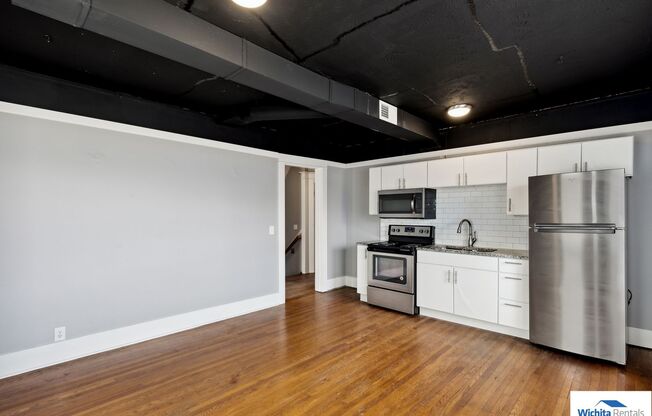 2 beds, 1 bath, 1,191 sqft, $1,395, Unit Unit 2