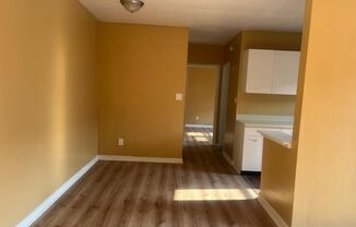 1 bed, 1 bath, 525 sqft, $700