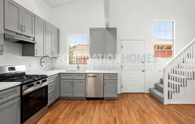 Bright & Modern 3BD in Gerstle Park - FOUNDATION