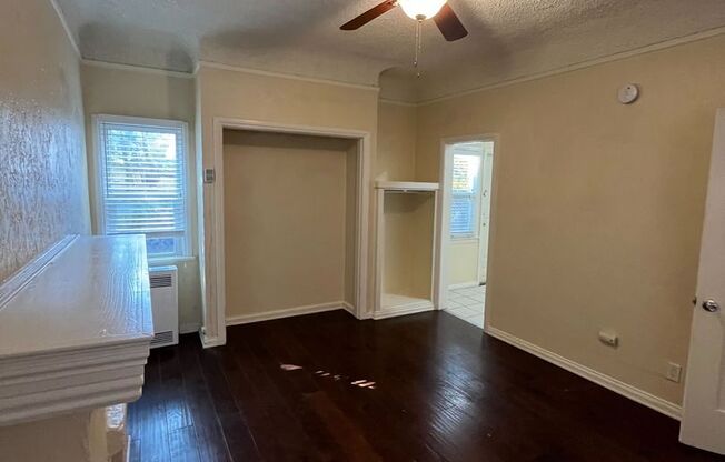 1 bed, 1 bath, 550 sqft, $1,595, Unit 05