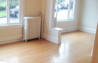 205 19th Ave. E. Littlefield@northwestapartments.com