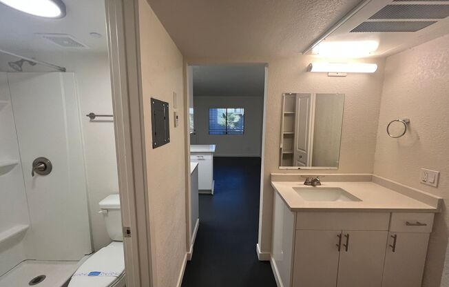 1 bed, 1 bath, 463 sqft, $974, Unit A-607