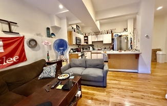 5 beds, 2 baths, 1,430 sqft, $9,499, Unit 4