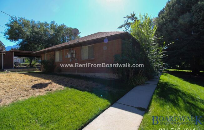 1785 Lincoln Lane