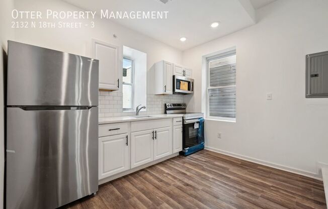 2132 N 18 ST