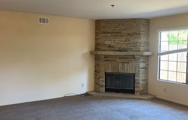 2 beds, 2 baths, $2,800, Unit #N