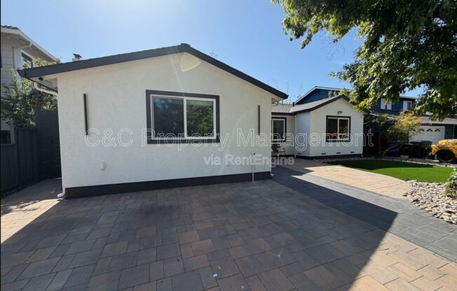 1201 N CENTRAL AVE