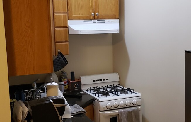 Studio, 1 bath, $2,370, Unit 5