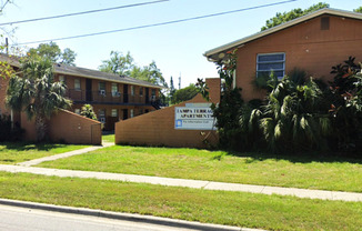218 S TAMPA AVE