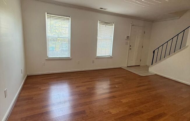 Beautiful 3-Bedroom, 2.5-Bathroom Townhouse Located in Virginia Beach