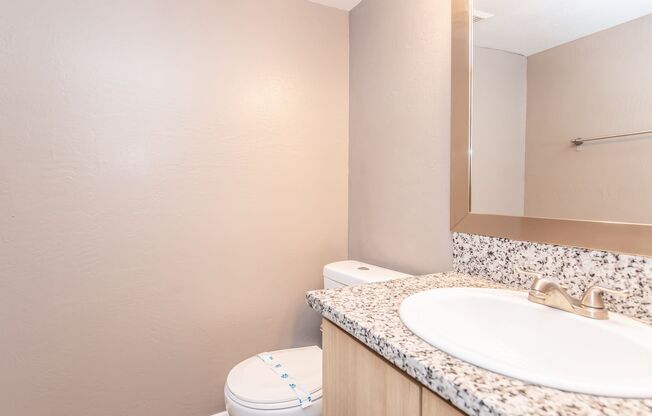 3 beds, 1.5 baths, 1,050 sqft, $1,399