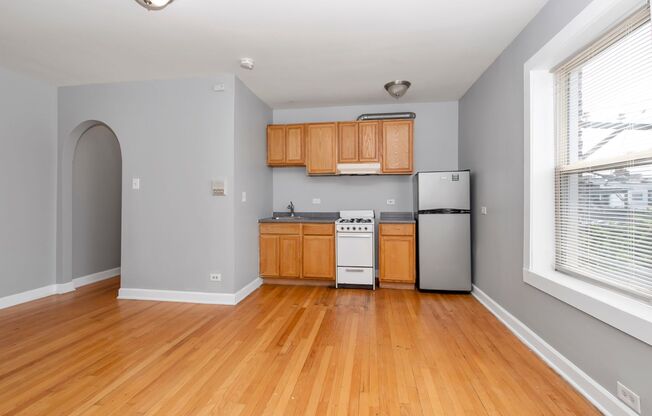 1 bed, 1 bath, 850 sqft, $1,395, Unit 311