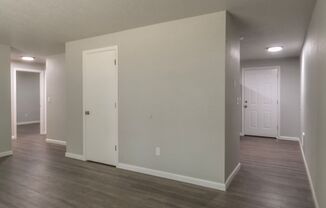 3 beds, 1 bath, 936 sqft, $1,745, Unit Unit 5