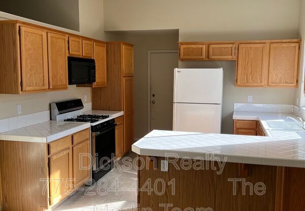 6137 GREENBROOK DR