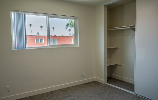 2 beds, 1 bath, 800 sqft, $2,195, Unit G02